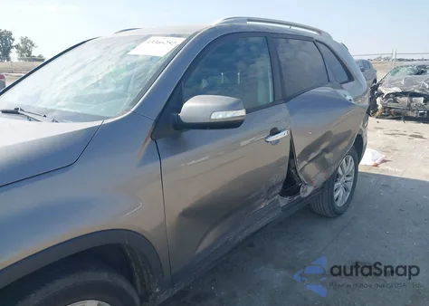 2011 Kia Sorento Ex V6 z USA, uszkodzony, nr VIN 5XYKU4A2XBG070302